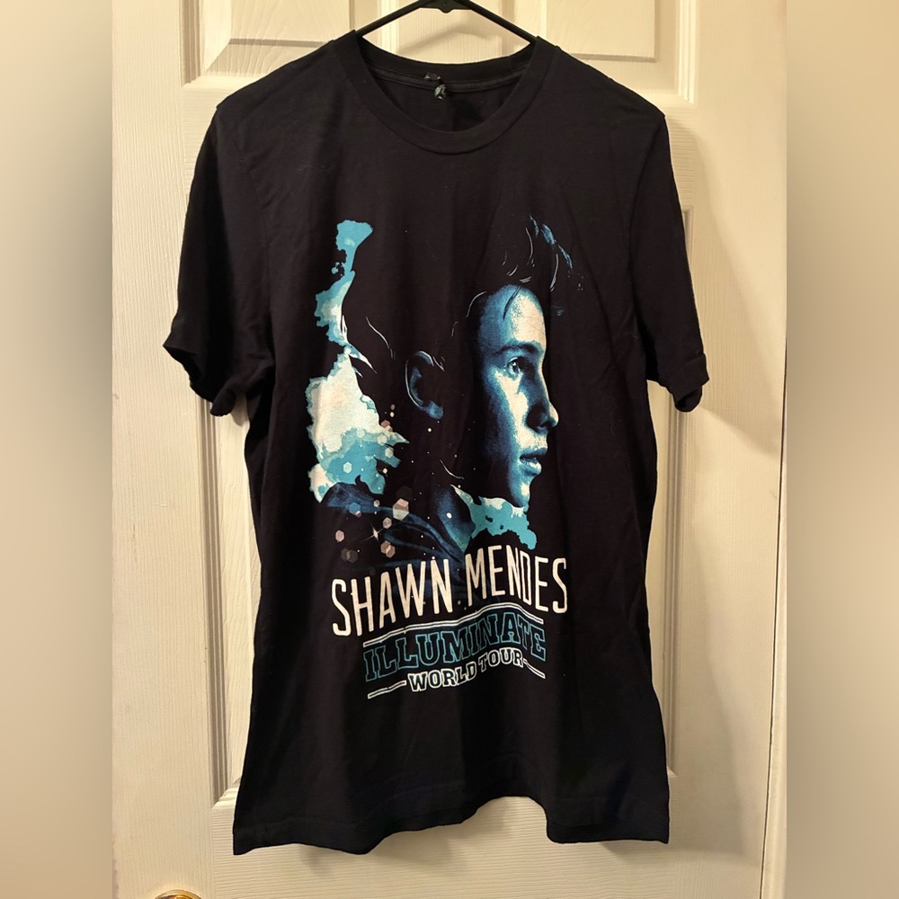 Shawn Mendes Illuminate World Tour T-Shirt Black Size Large